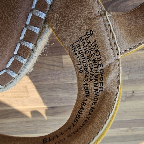 Yellow Suede Platform Espadrille Women's Sandals with Ankle Straps. - Picture 9 of 9